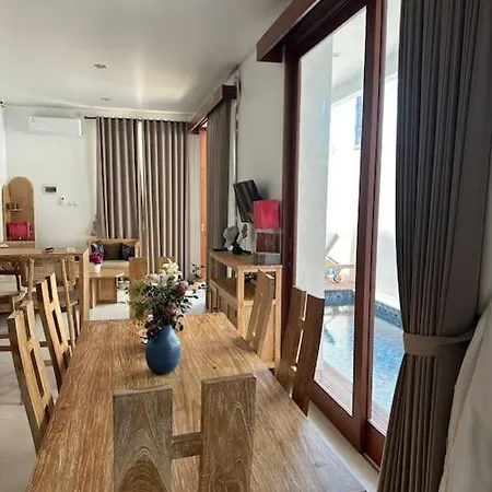 Villa With Pool Nusa Dua